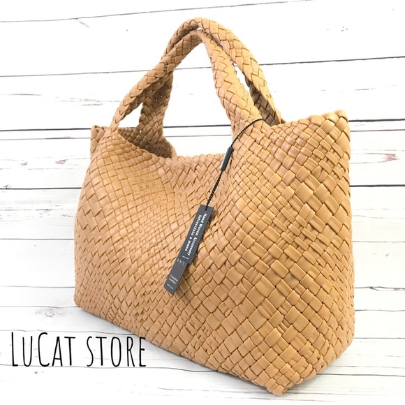 Falor woven bag Clearance